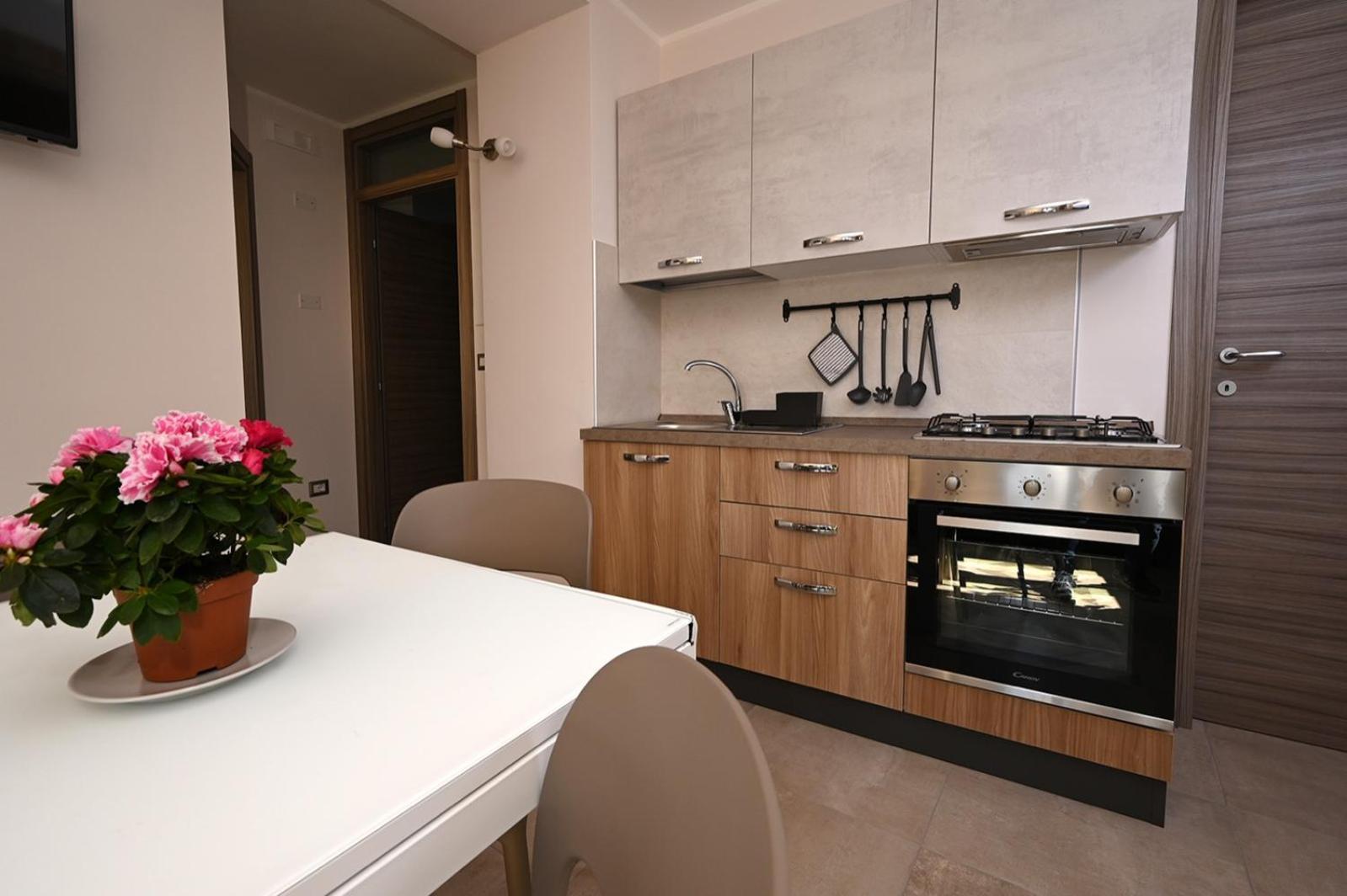 Petra Holiday Home ปิเอตราเปอร์โตซา ภายนอก รูปภาพ